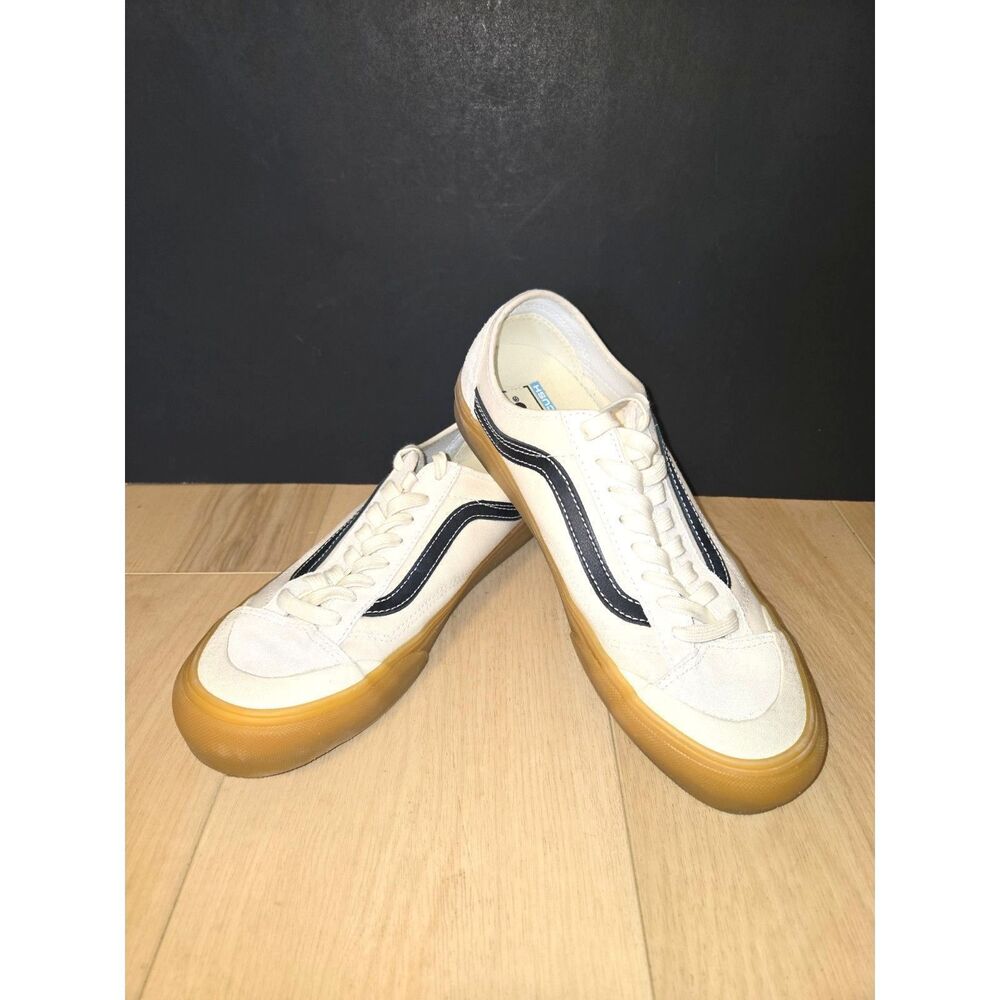 Vans Old Skool Style Skate Shoe Sz M9/W10.5 New without tags
